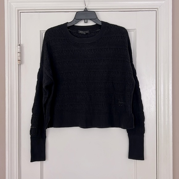 Banana Republic Cropped Beach Sweater - Picture 1 of 5